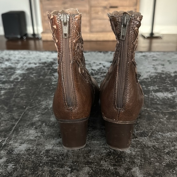 Sesto Meucci Brown Leather Short Made in Italy Floral Western Boots Size 8 - Picture 4 of 6